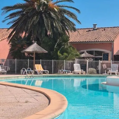 Casa de Férias Mas D'exception 4 Etoiles Entre Etang & - Piscine *